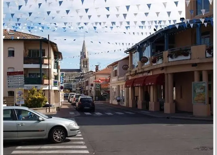 T3 Duplex Lumineux En Centre-ville Soustons